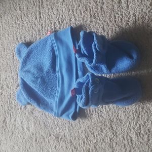 Zutano hat and bootie set